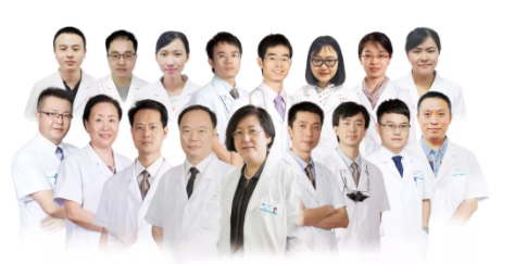 廈門眼科中心眼底病?？漆t(yī)生團(tuán)隊(duì)
